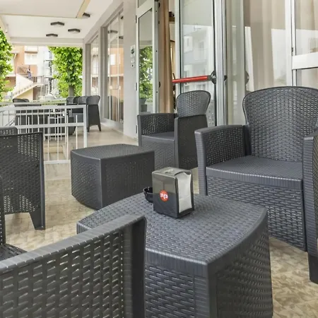 Hotel Levante Convenzionato Aquafan Riccione-2